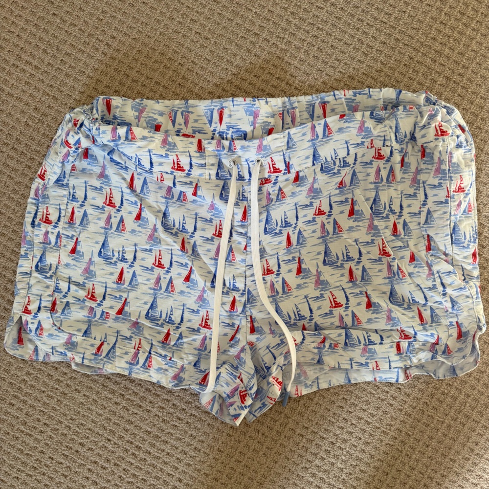 Vineyard Vines Sailboat Print Drawstring Shorts in White, Blue & Red